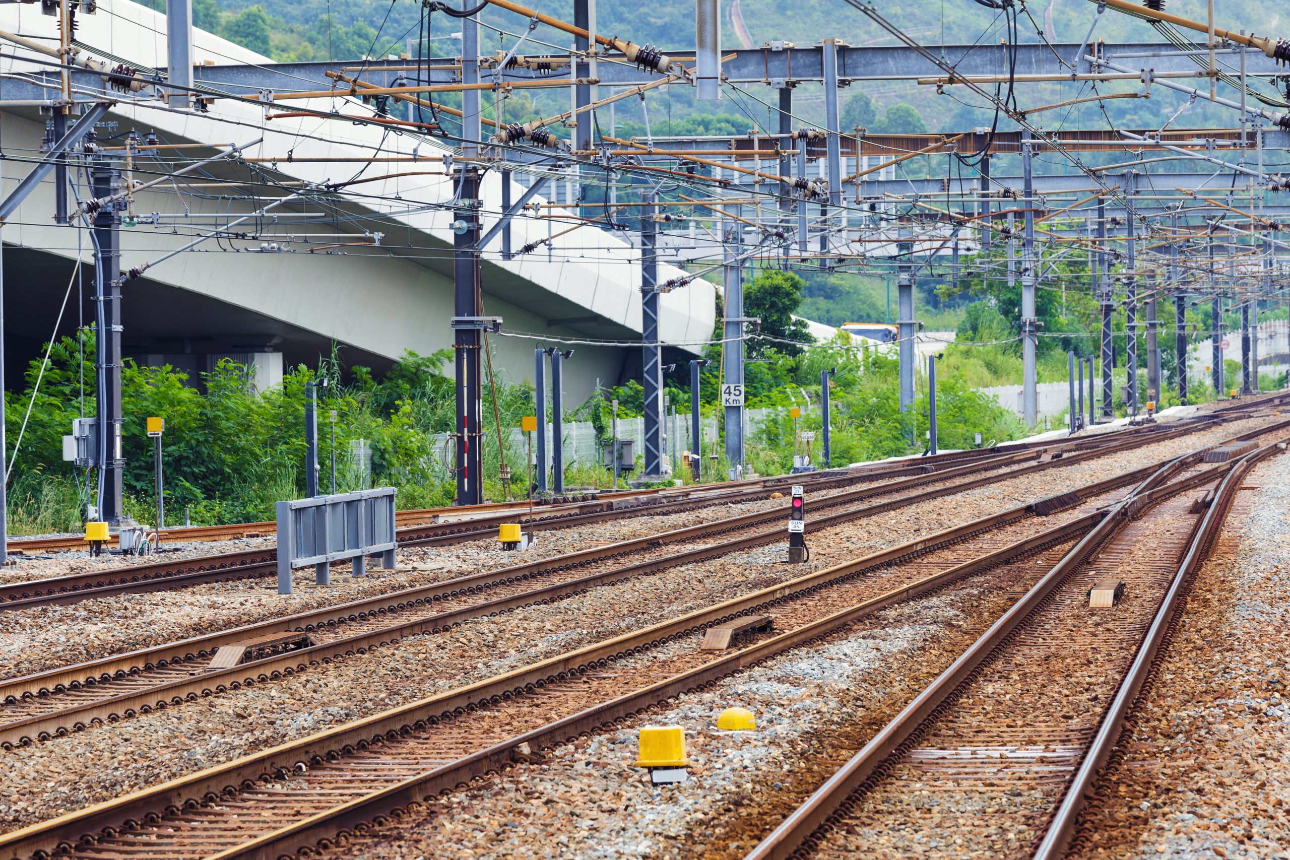 Infrastructure ferroviaire et voies ferr&eacute;es concern&eacute;es par la formation s&eacute;curit&eacute; SECUFER